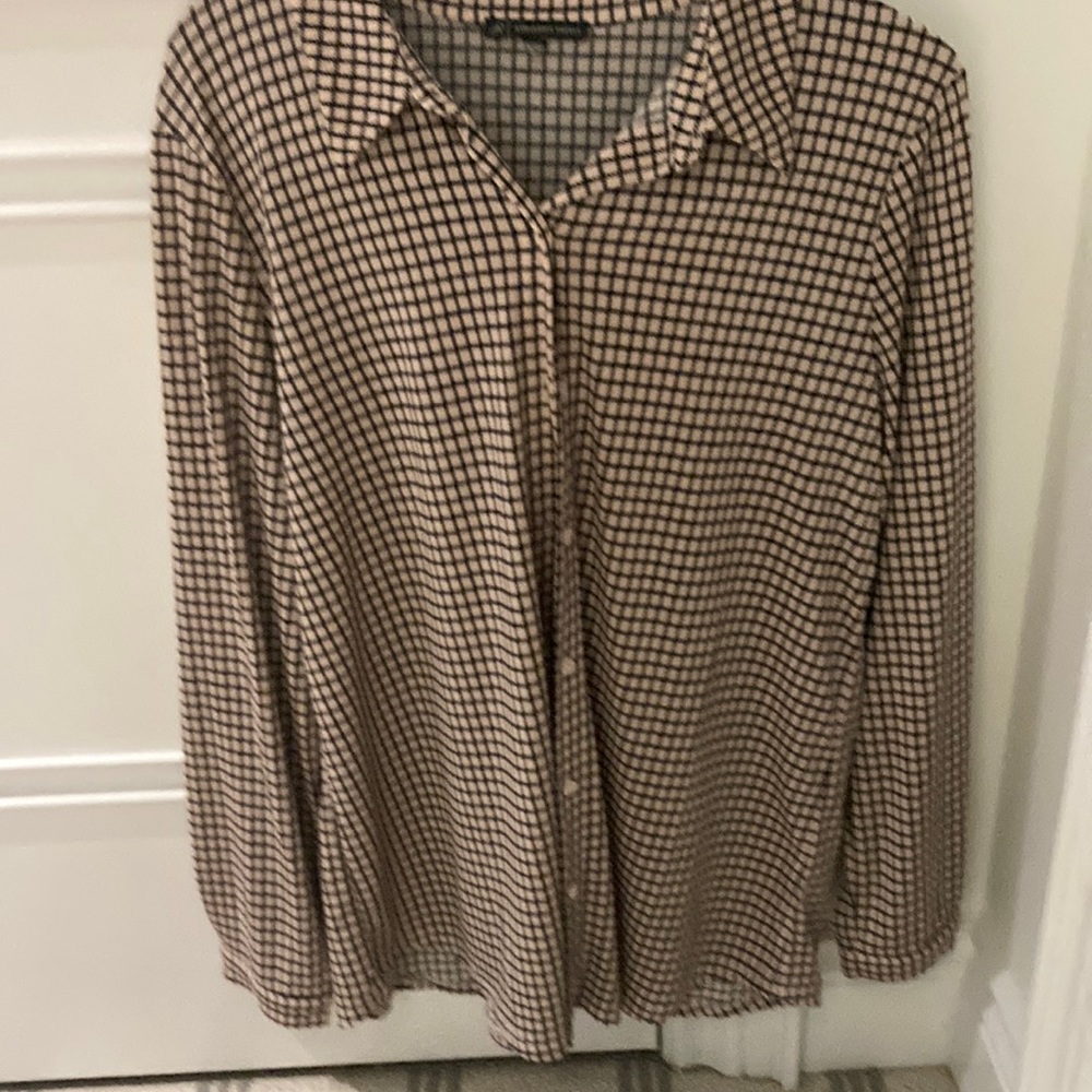 Adrianna Papell Pretty button down printed shirt